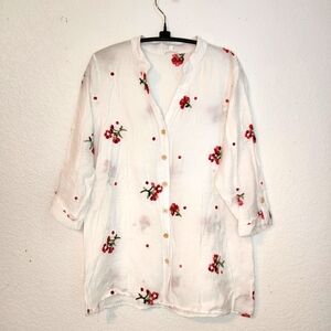 Kindred Women's White Button-Up with Embroidered Floral Design, Size M